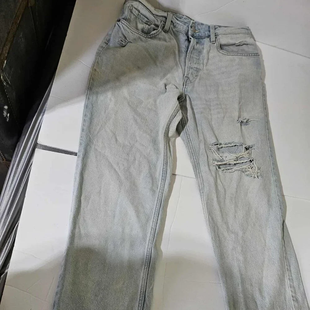 &Denim by H&M 90s Boyfriend Jeans Women's Light Wash Distressed Button Fly Size - Picture 2 of 9